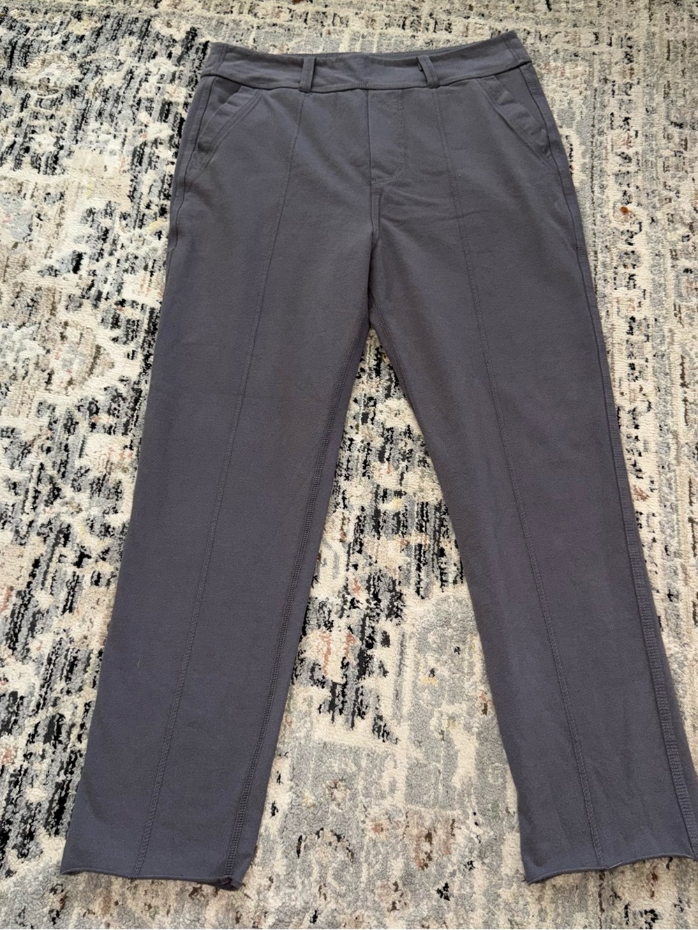 Frank & Eileen Women's Gray Straight-Leg Pants
